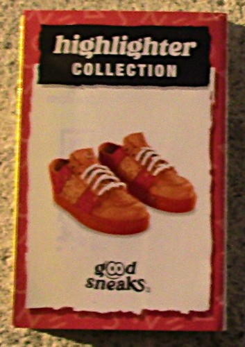 BRAND NEW - MGA - Miniverse Make it Mini Sneakers -You Choose - Picture 14 of 19