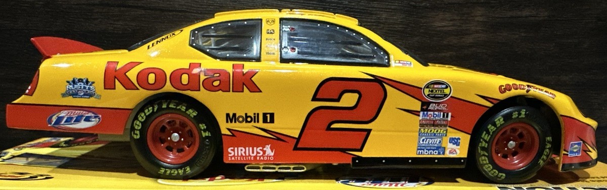 2005 RUSTY WALLACE #2 Miller Lite Kodak Dodge Charger 1/24 Action