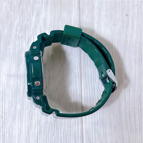 CASIO G-SHOCK G-5600CC Crazy Color Men's Digital Wrist Watch Green Used with Box - Picture 5 of 9
