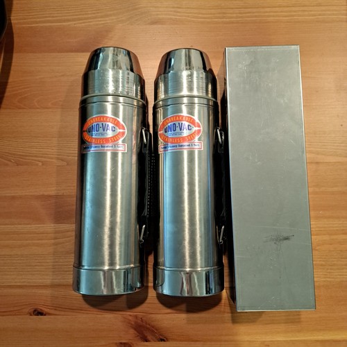Vintage Uno Vac Edelstahl Thermoskanne Set mit Tragetasche