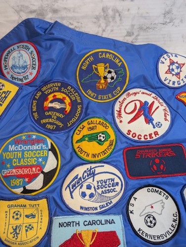 36 Vintage Youth Soccer Club Patches On Youth L(14-16) Hartwell Jacket NC,VA,SC - Picture 15 of 15