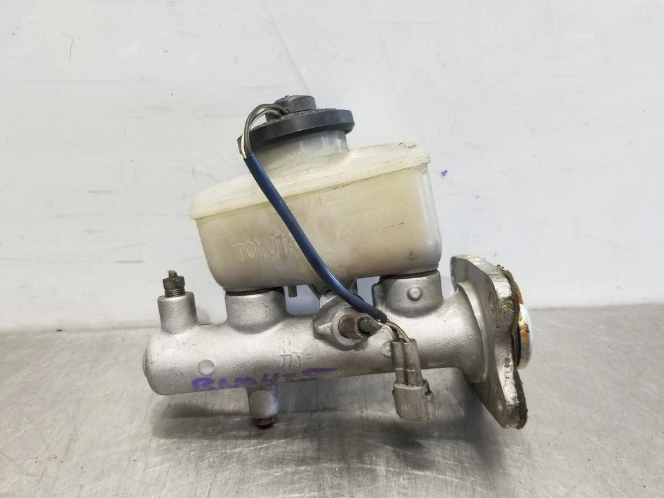 Toyota Supra 90 1990 cilindro maestro de freno de 3,0 L Foto 2 de 4