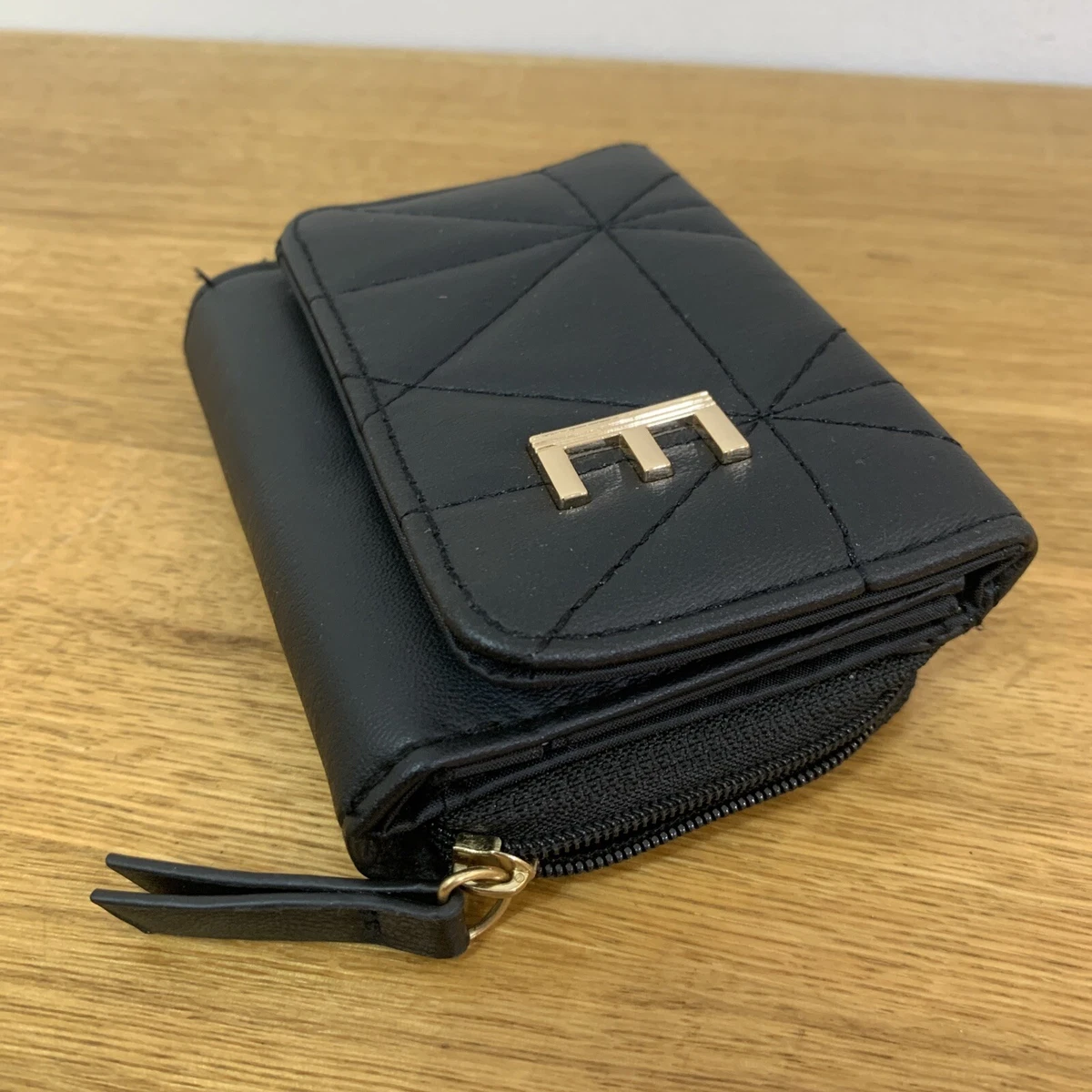 Primark ladies black faux leather small coin purse E initial