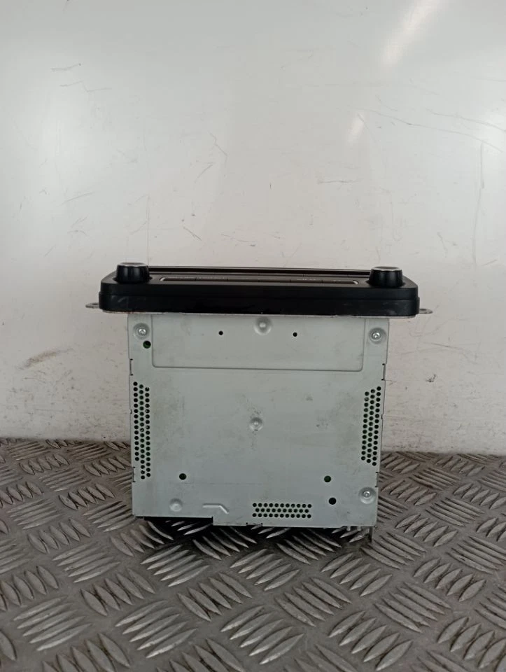 SKODA RAPID NH3,NK3,NK6 12-15 RADIO (STEREO) 5J0 035 161 C - Bild 2 von 4