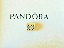 RARE PANDORA RETIRED Genuine Authentic S/Silver Aquarius Zodiac Charm bead 79142
