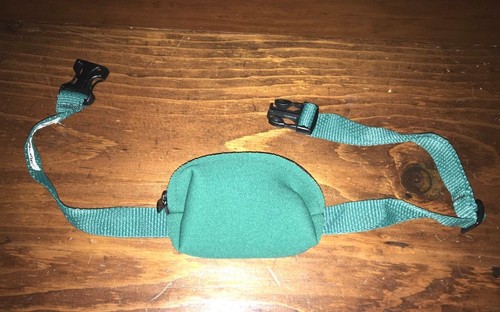 DIABETIC GREEN PUMP PACK WITH ZIPPER & ADJUSTABLE BELT FROM PUMP WEAR INC