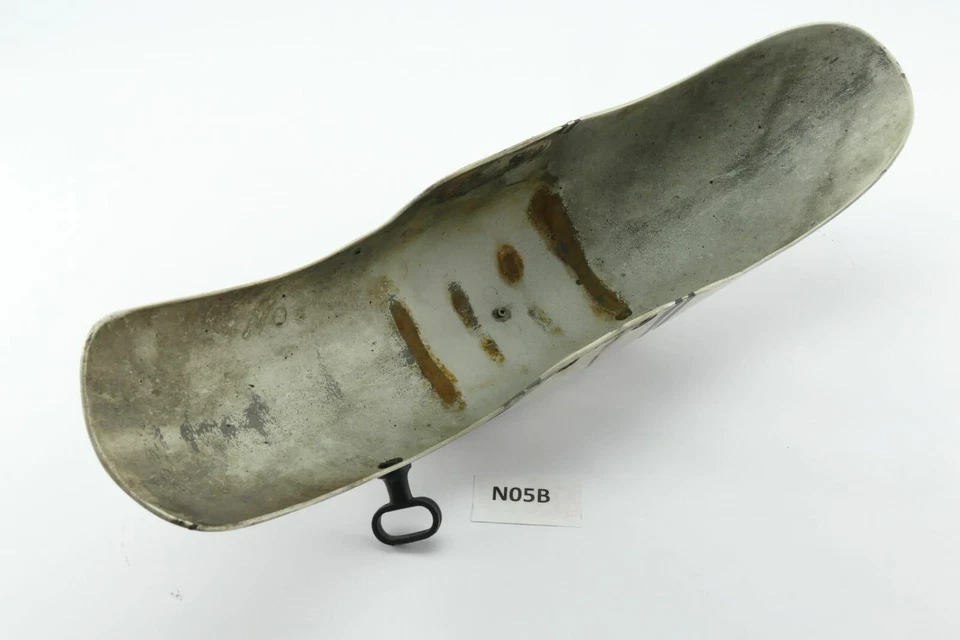 Suzuki GS 700 ES - переднее крыло N05B - Изображение 3 из 3