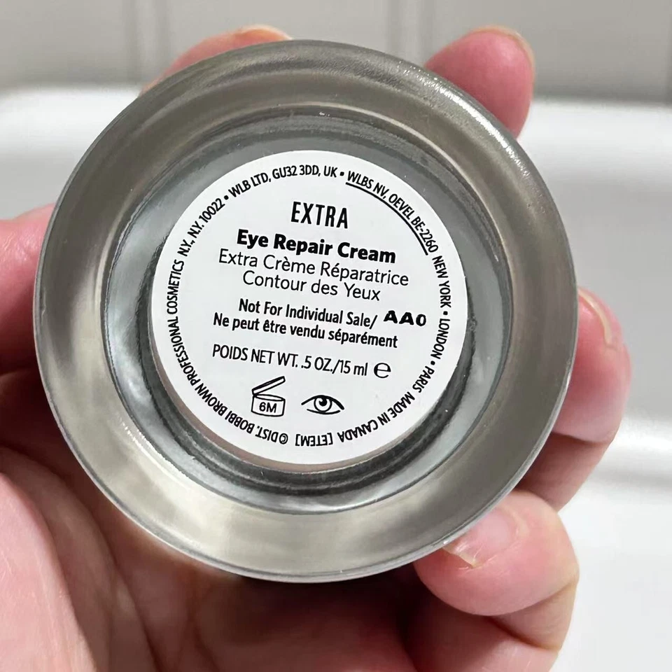 Nuevo BOBBI BROWN EXTRA CREMA REPARADORA DE OJOS TAMAÑO COMPLETO 0,5 OZ / 15 ml Foto 3 de 3
