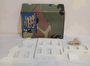 Verlinden 1385 Metropolitan City House Corner Building Ruin Section WWII 1:35
