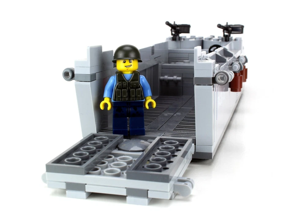 LCVP Higgins Boat WW2 Landing World War 2 Complete Set made w/ real LEGO® bricks - Image 2 of 4