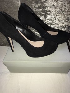 carvela black pumps