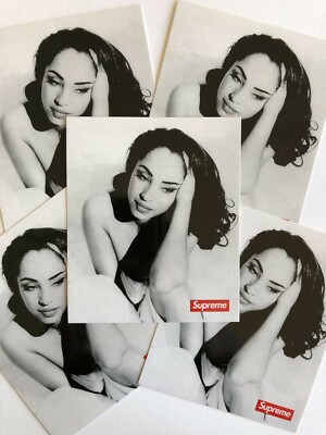 17ss supreme ステッカーセット　sade mickey flower s-l400.jpg