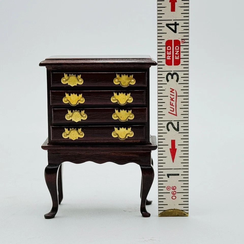 娃娃屋微型安妮女王桃花心木胸部1:12罕见梳妆台 — 第 2/4 张图片