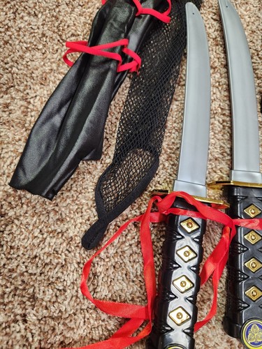 Sexy Stealth Ninja 5 Piece Costume - Black/Red - Picture 10 of 12