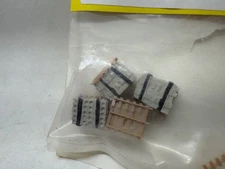Model Rail Stuff Ho Scale Pallets of Banded Concrete Blocks Item #540