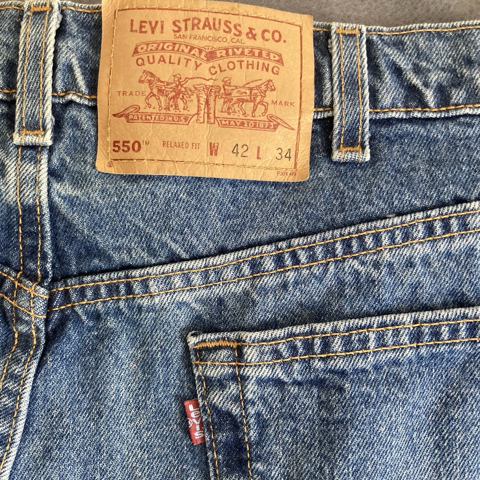 Vintage Levis 550 Relaxed Fit Jeans Mens 42x34 (Fit 40x34) USA Made Cotton 90's thumbnail 3