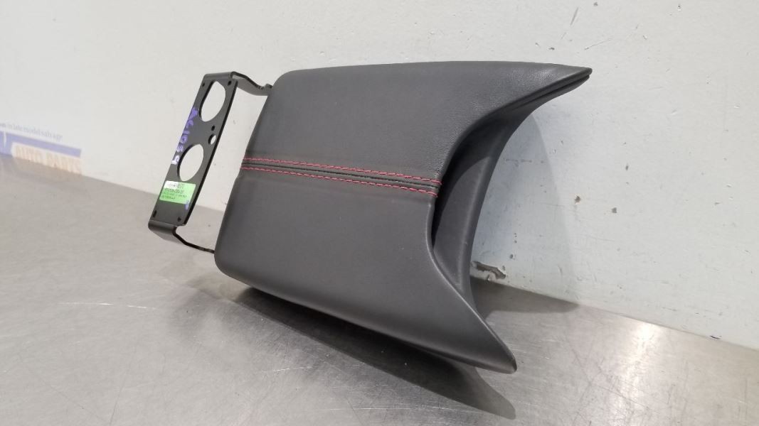 19 ASTON MARTIN VANTAGE FRONT CENTER CONSOLE LID BLACK LEATHER KY63045K05AAW