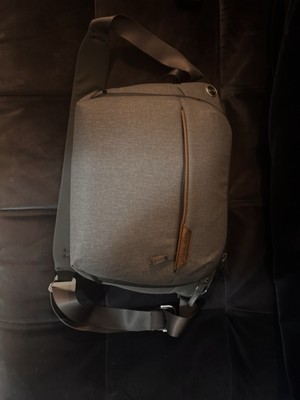 Peak Design Everyday Sling V2 6 Liters Ash Beds-6-as-2 Hip Belt