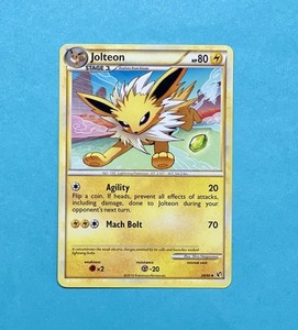 Jolteon 28/90 Undaunted Regular 💛