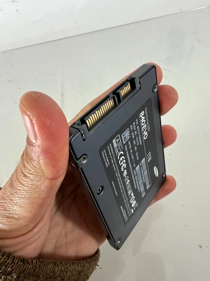 USED Samsung SSD 840 EVO 1 TB Solid State Drive MODEL MZ-7TE1T0 - Image 3 of 3