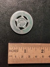 Vintage Amusement Token Good Luck Coin 4 Leaf Clover Horseshoe Metal