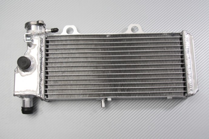 Radiateur d'eau alu BMW F650 GS : finissez-en avec les surchauffes moteur