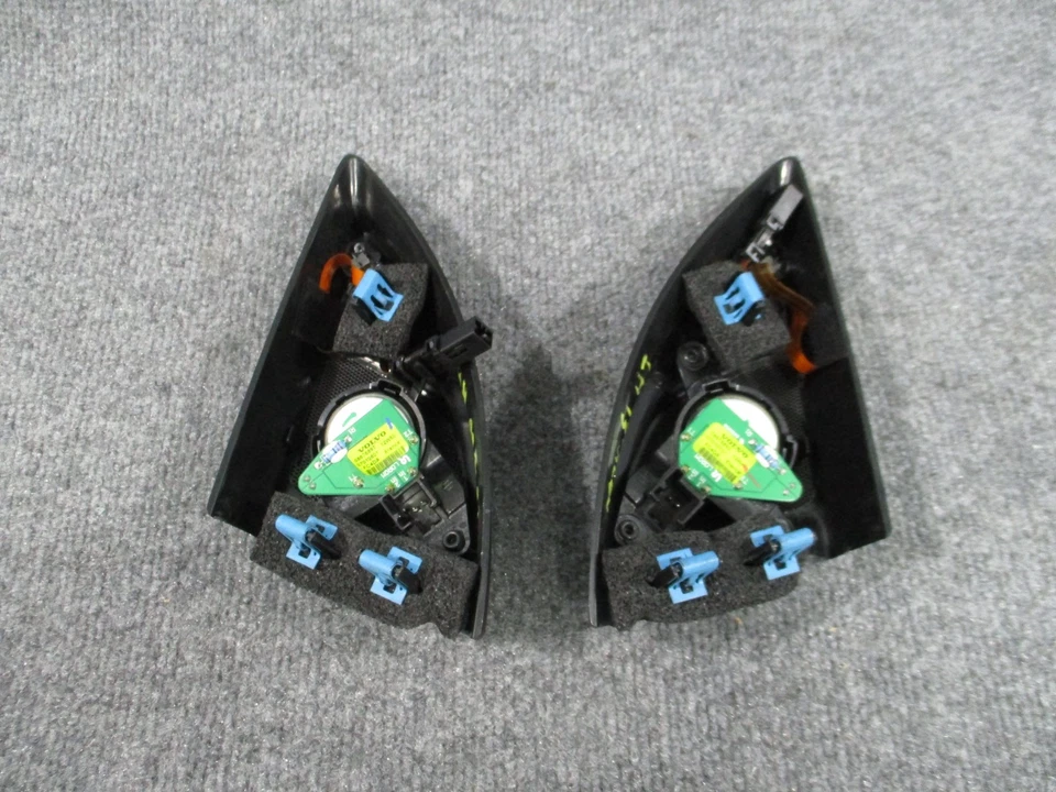 2010-2013 Volvo XC60 Right & Left Side Mirror Trim Covers Speakers BLIS OEM - Image 4 of 4