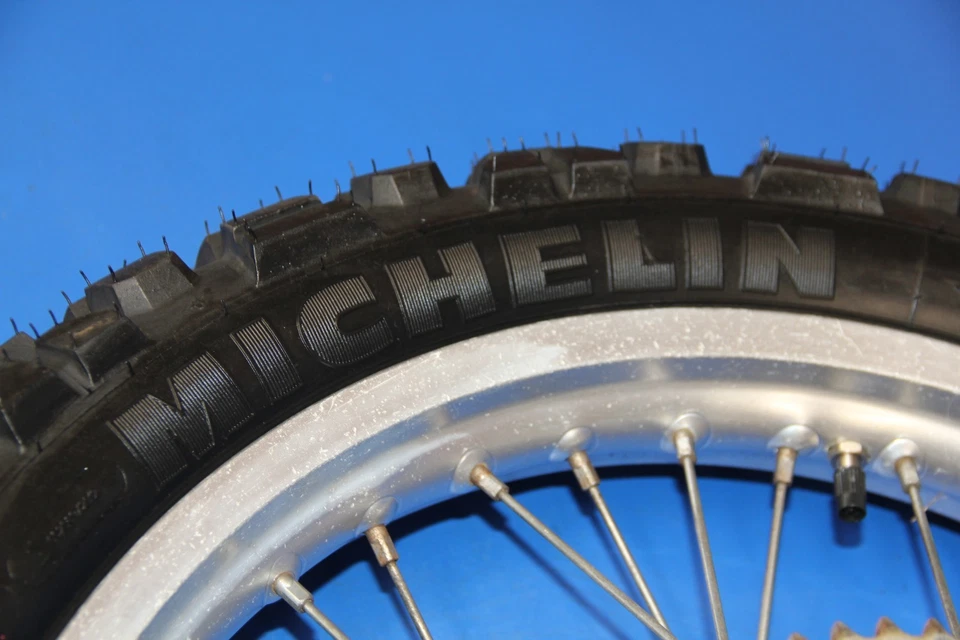 08-25 XT250 XT 250 2009 rueda trasera cubo llanta central neumático rotor piñón Foto 3 de 4