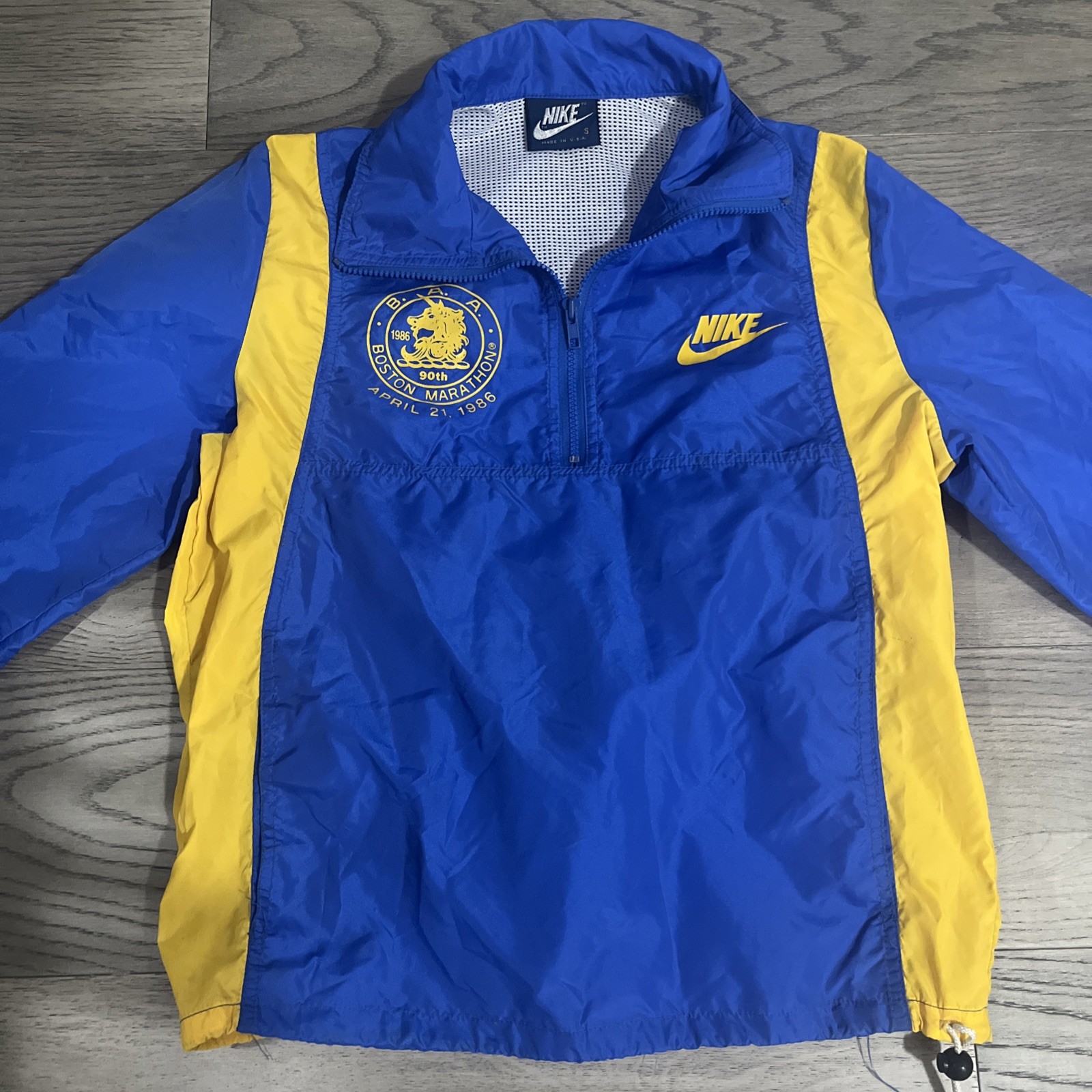 SACAI X NIKE RARA giacca nylon Nike Boston Marathon non in vendita blu giallo 1986 made in USA