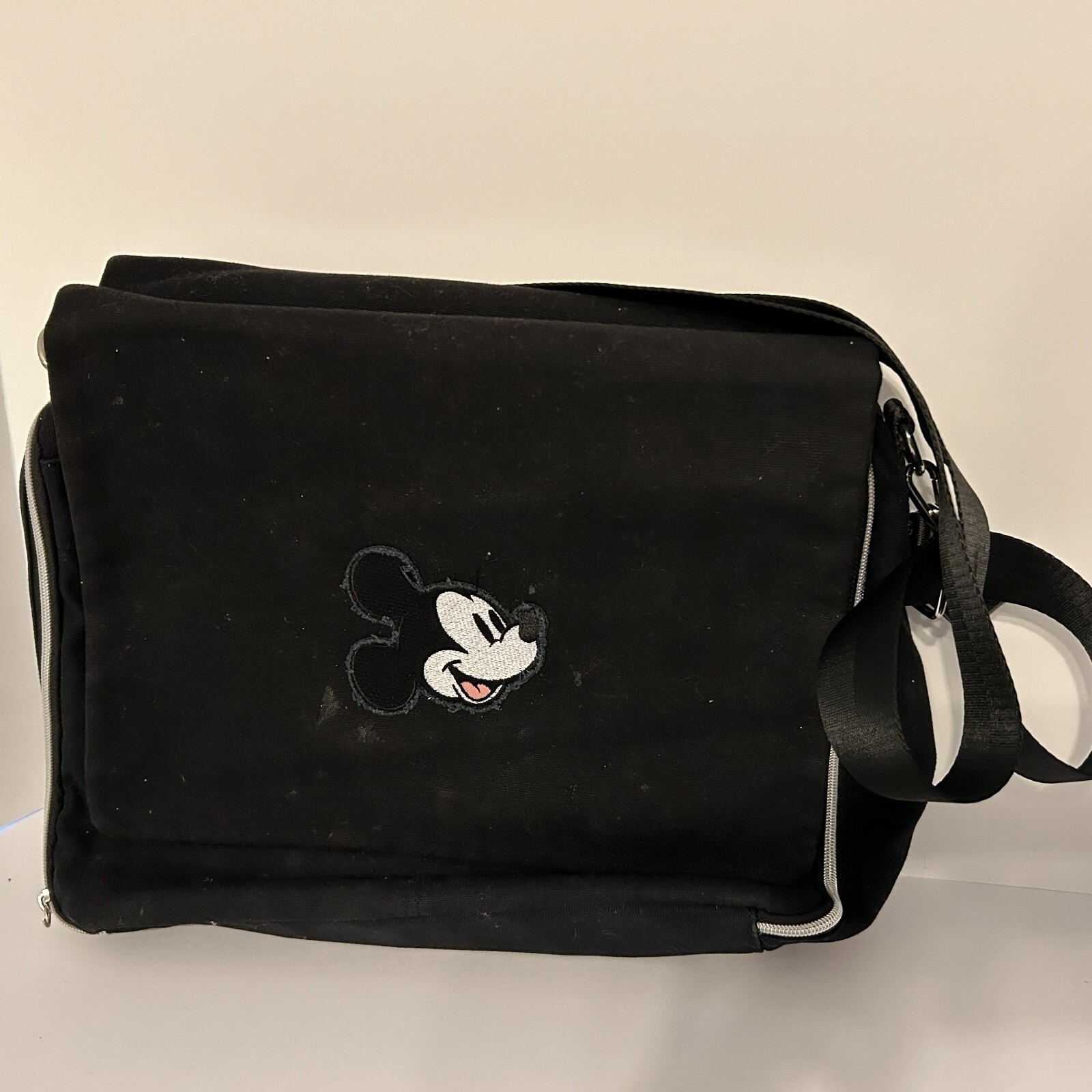 Mickey Mouse Messenger Trading Bag Disney Pin 0