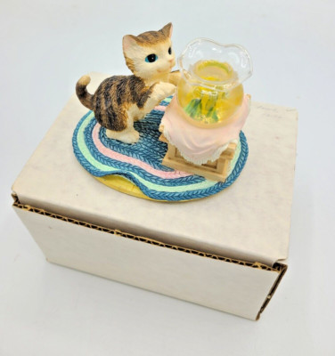 RARE   Carlton Cards Easter Cat