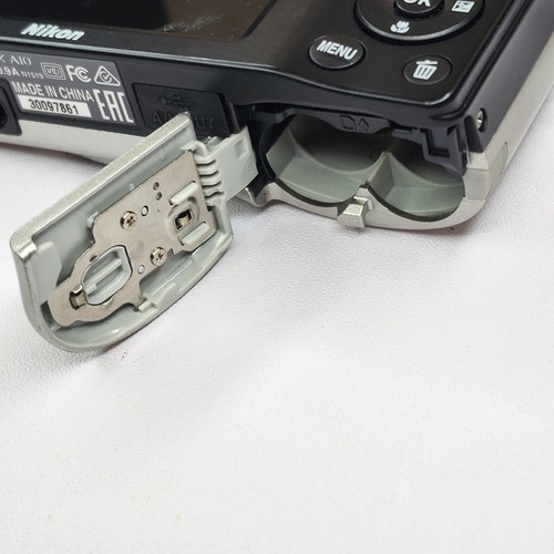 Nikon Coolpix A10 Silver 16.0mp - Picture 6 of 6