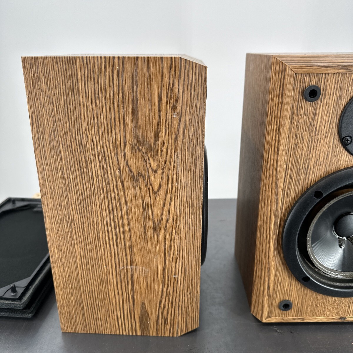 Infinity Reference E-L Bookshelf Speakers Wood *Need