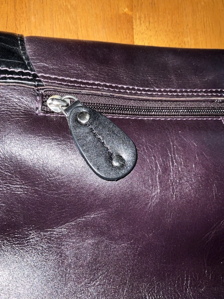 Bolso de hombro vintage LAURA ASHLEY de cuero púrpura y negro a lunares cartera preppy Foto 3 de 4