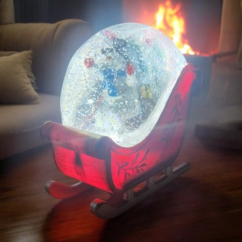Weihnachten LED Schneemann Schlitten Wasserspinner mit Glitzer Festliche Feiertagsdeko - Bild 10 von 13