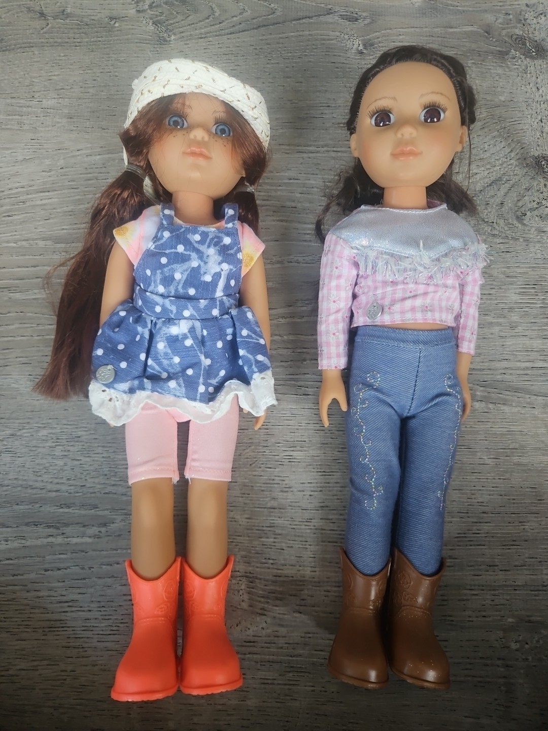Set Of 2, With Full Outfits