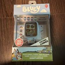 Bluey Touchscreen Kids' Smart Watch w/ Silicone Strap Multifunction  6 Games