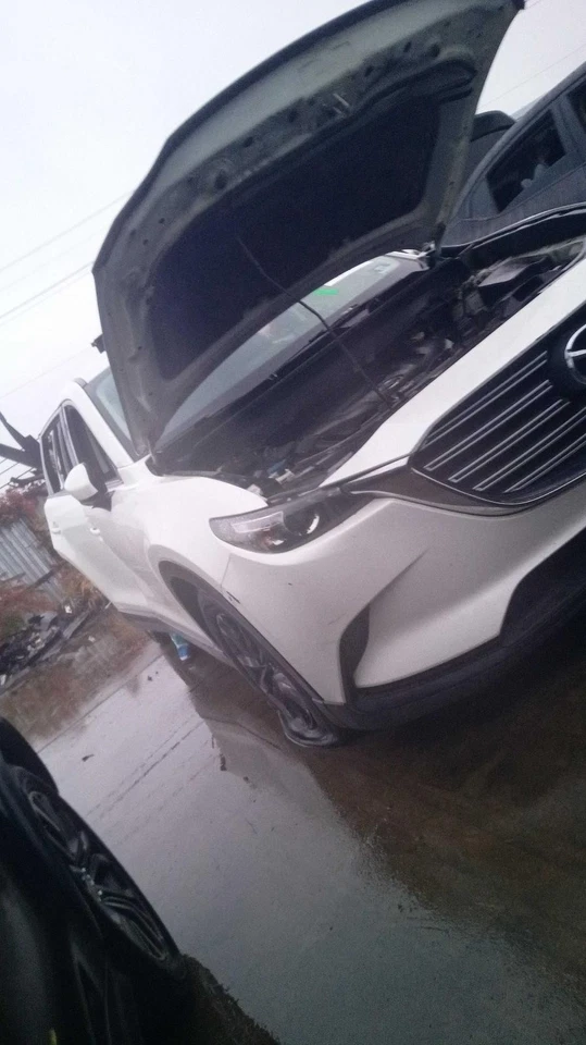 Conjunto de filtro de aire usado se adapta a: Mazda CX-9 2016 turbo grado B Foto 4 de 4