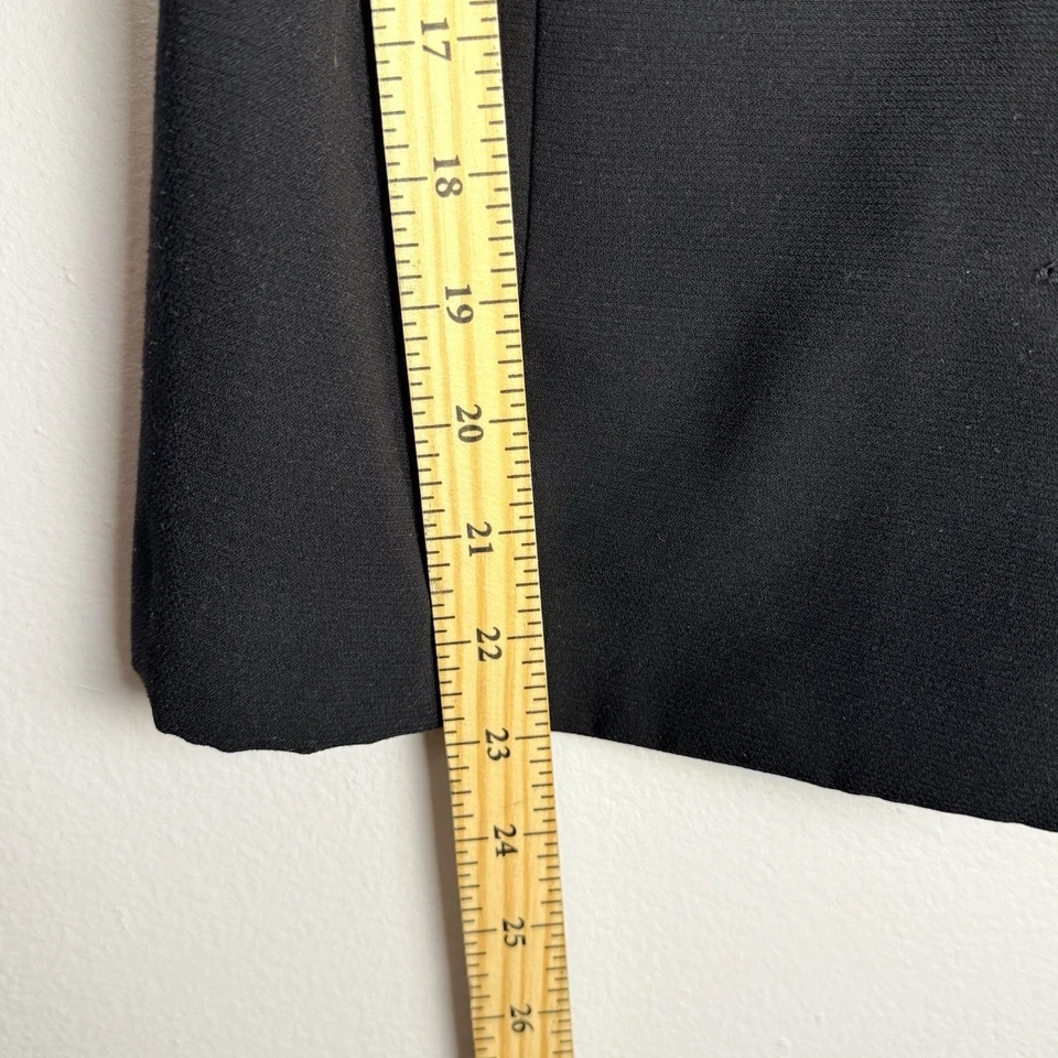 Blusa Miss Dorby Negra Con Cuello Coral Abotonado Manga Corta Talla 14P Foto 3 de 4