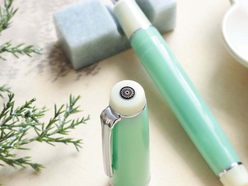 WANCHER Jade / Jade Fountain Pen 21K Nib EF/F/MF/M/B - Picture 6 of 10