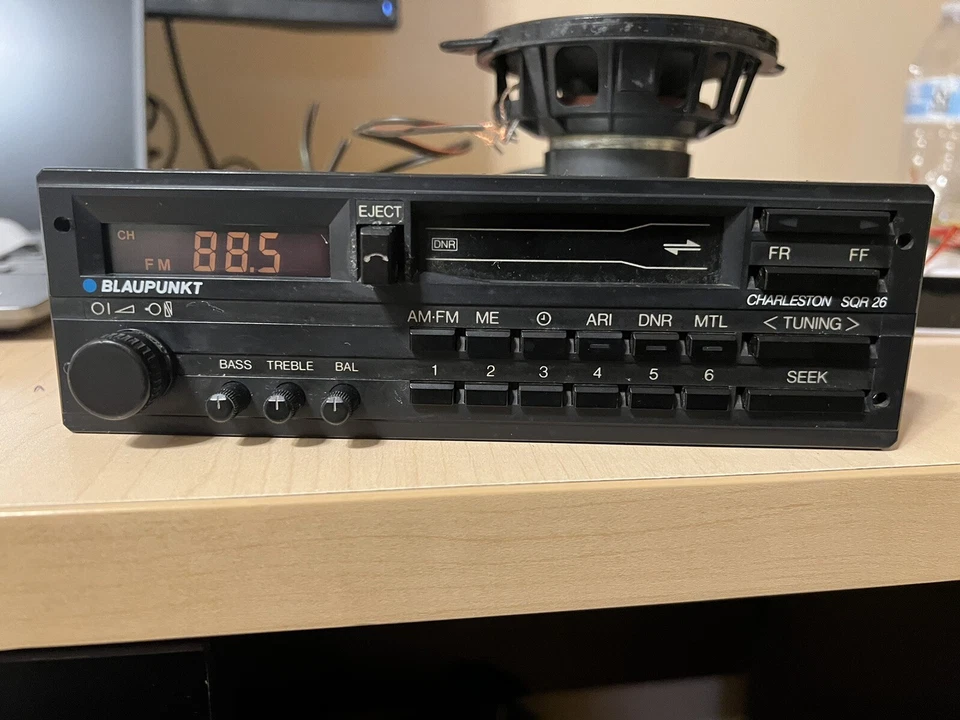 Blaupunkt Charleston SQR 26 Radio, Porsche 1987-1989 911 - Image 3 of 4