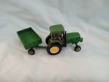 ERTL die-cast John Deere Tractor  Trailer 1:64