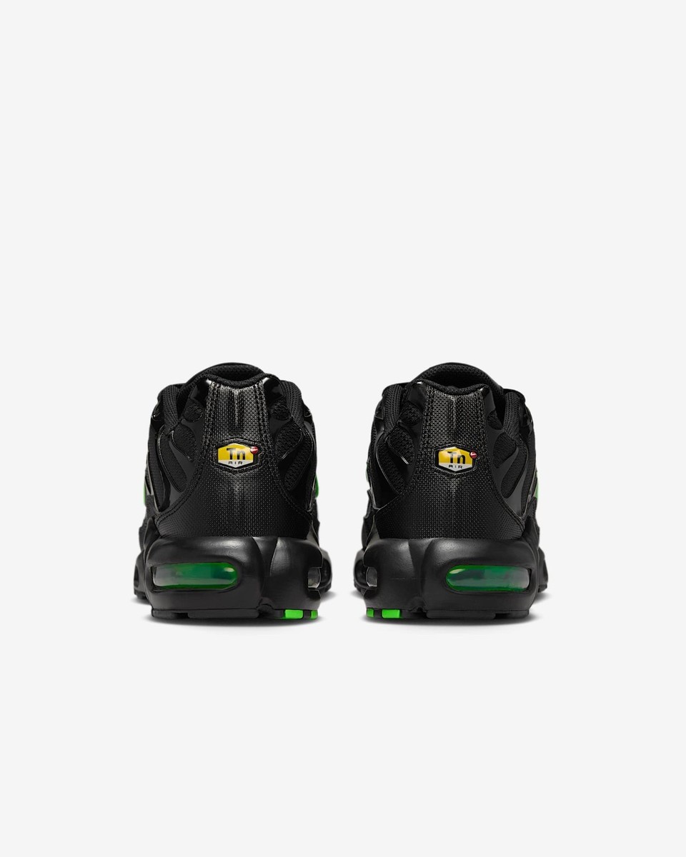 nike air max plus camo black green