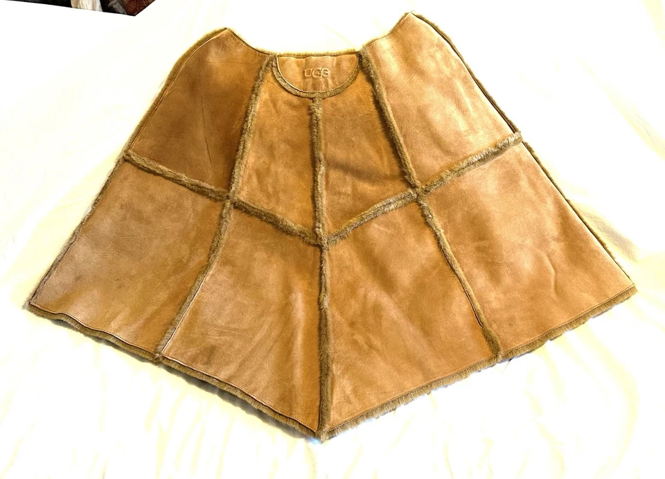 Poncho UGG Piel de Oveja Gamuza Tostado Castaño Capa Damas Bolsillos Pequeños-Medianos Foto 2 de 4