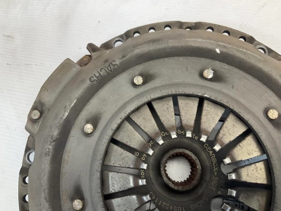 Пластина давления муфты трансформируемого Porsche Boxster 97-04 годов выпуска T - Изображение 4 из 4