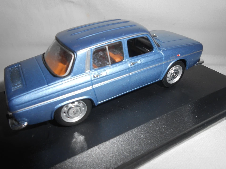 RENAULT 10 MAJOR DE 1968  1/43ème - Photo 2/2