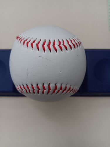 Kobe Bryant (Los Angeles Lakers, died 2020) Signed Baseball - Picture 2 of 2