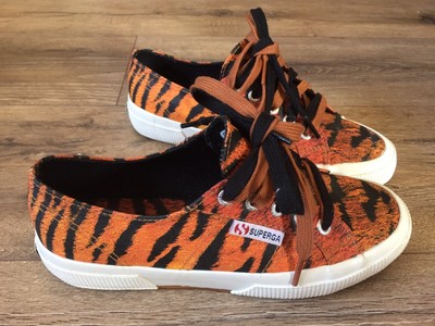 superga tiger print