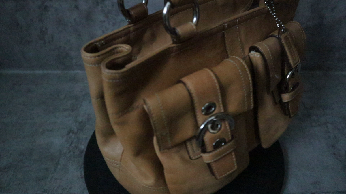 バッグ COACH Soho W Pocket Tote Bag Handbag COACH® | Restored Soho Pocket Tote