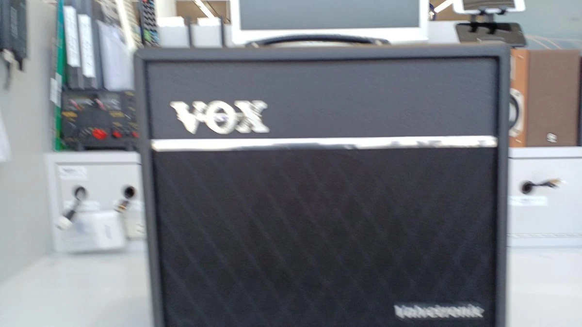VOX Valvetronix VT20+ High Quality Used From Japan [Good Working